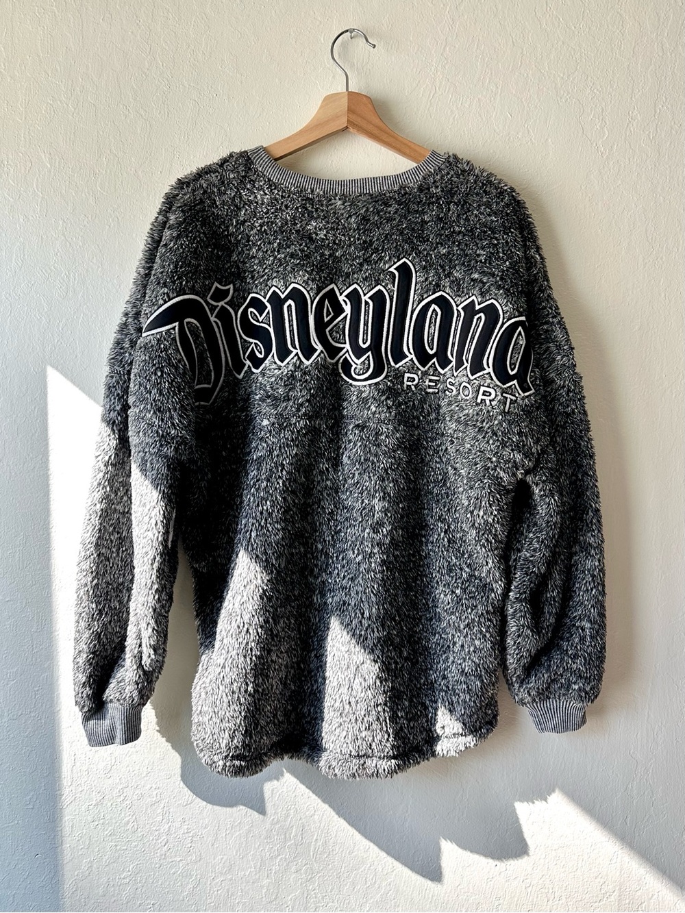 NWT disneyland resort sherpa fleece spirit jersey oversized medium disney parks